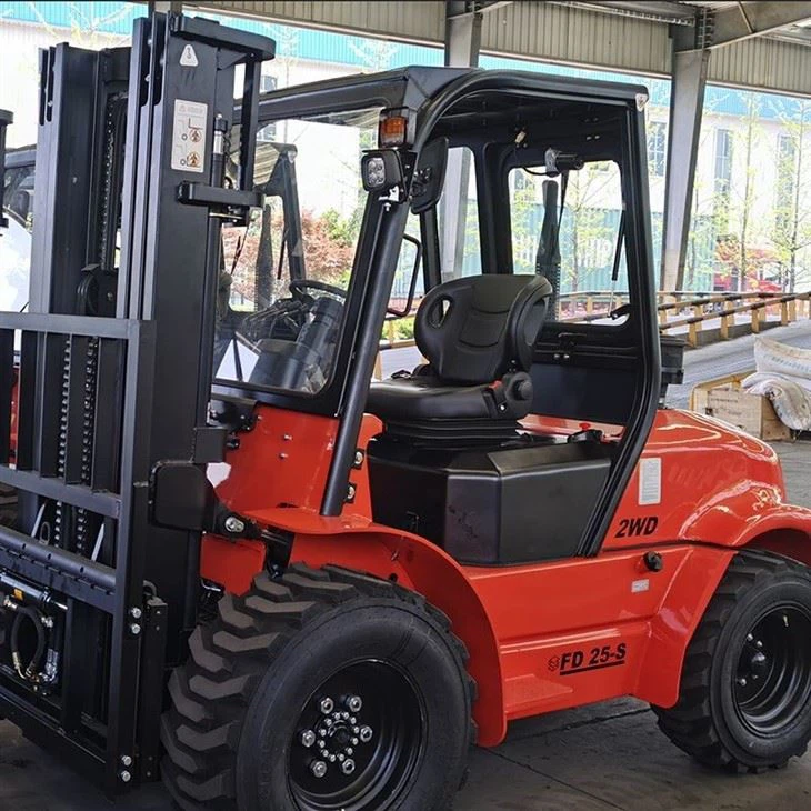 China Rough Terrain Forklift